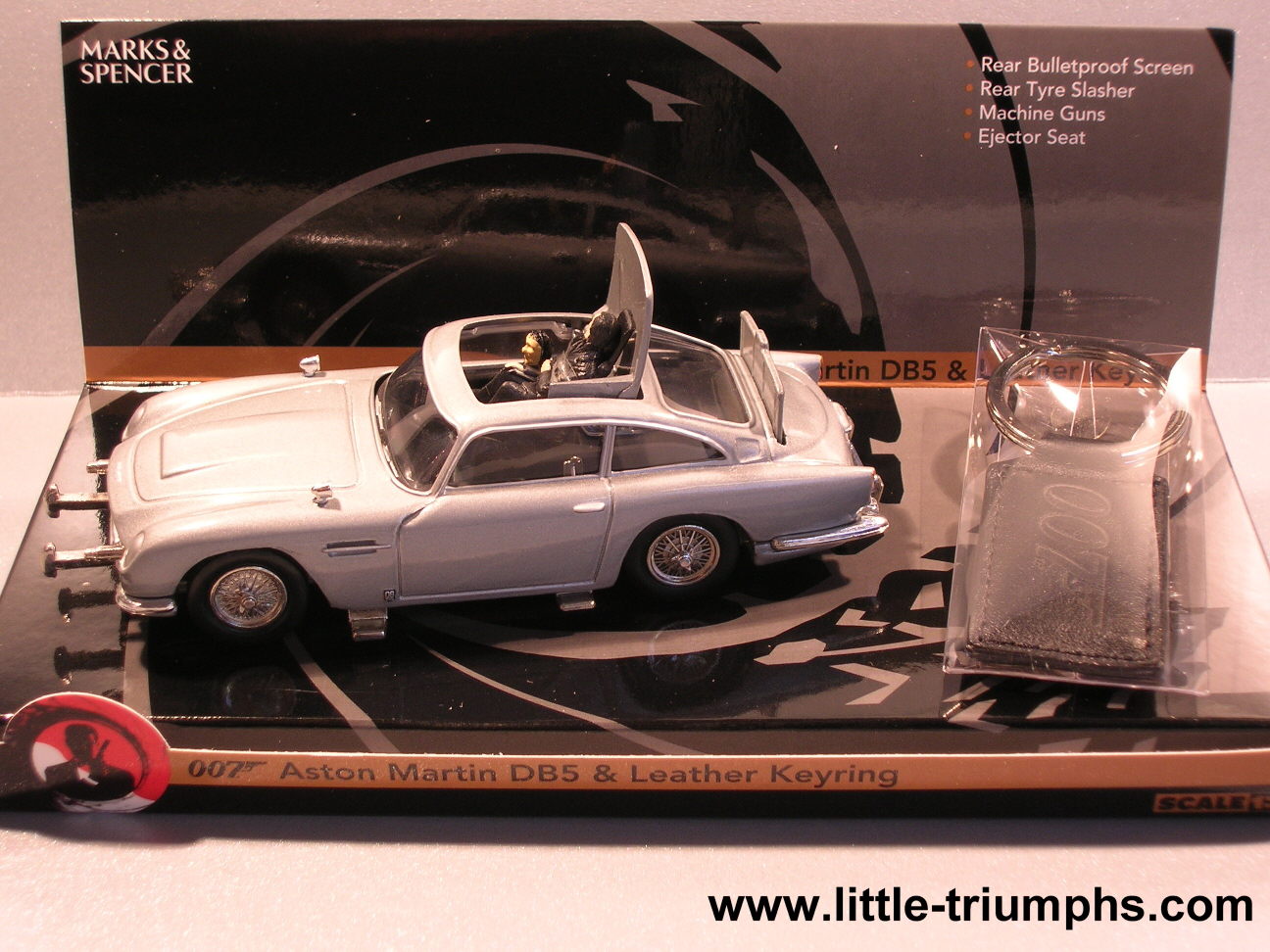 007 Aston Martin DB5 & Leather Keyring